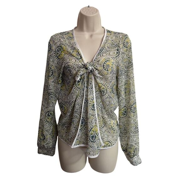 Body Central Sheer Green Graphic Print Tie Open Front Top Size M - Picture 3 of 10